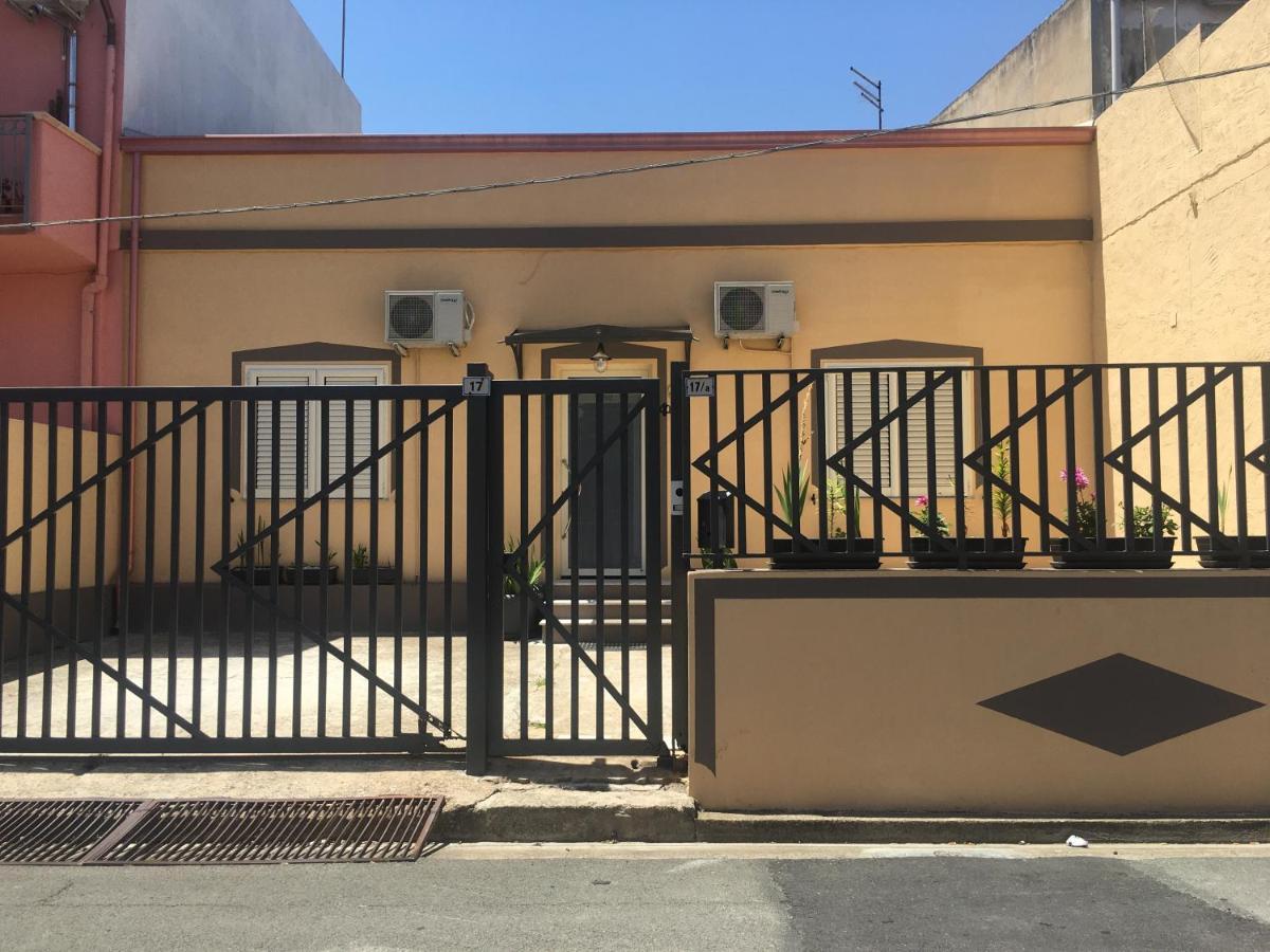 Casa Jole Villa Асемини Екстериор снимка